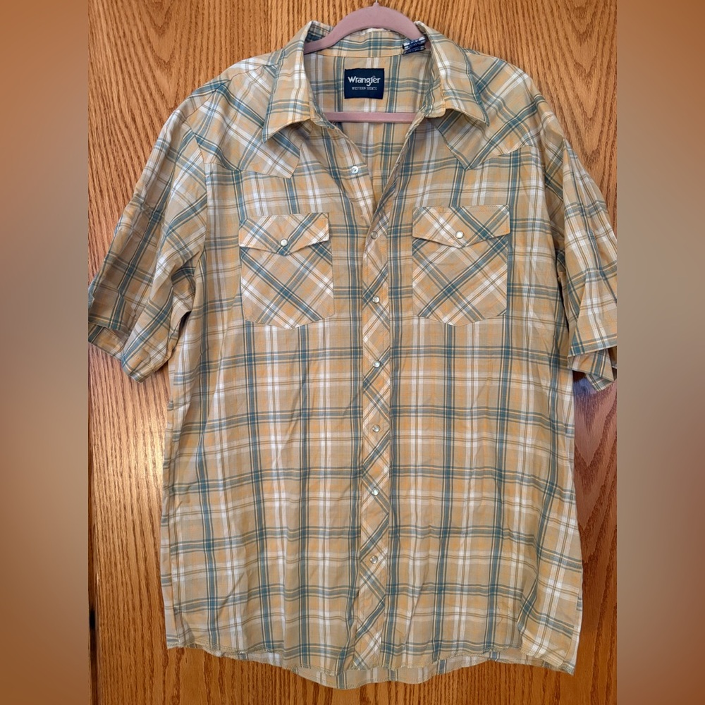 Wrangler Yellow and Blue Plaid Casual Shirt